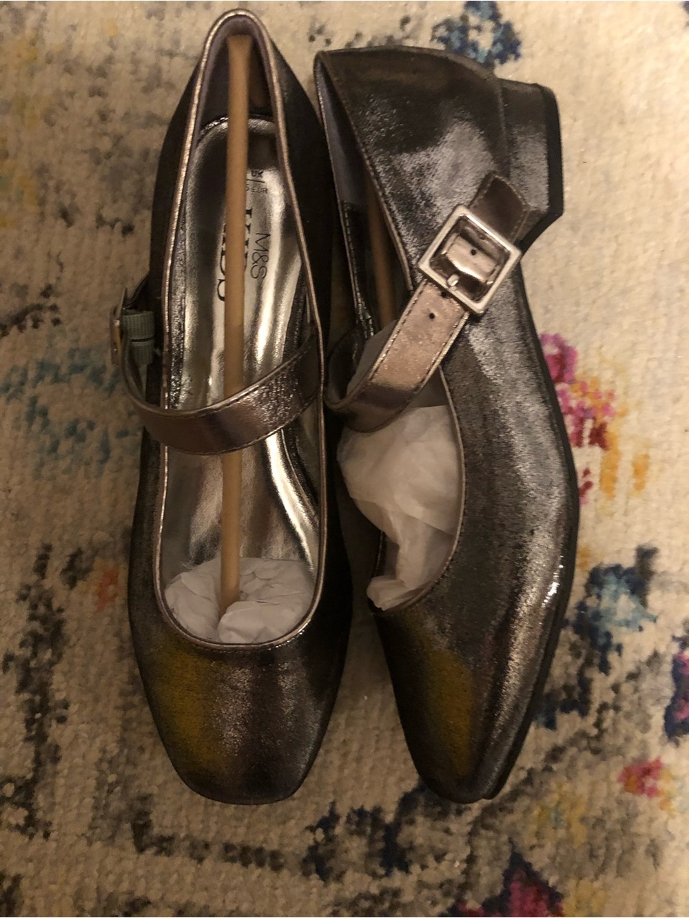 New Women’s M&S Kids Metallic Silver Gunmetal Mary Jane Flats with Buckle Size 8